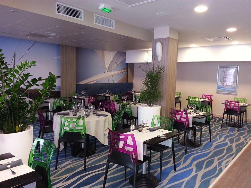 Ibis Styles St Gilles Croix De Vie Centre-Ville Сен-Жил-Кроа-дьо-Ви Екстериор снимка